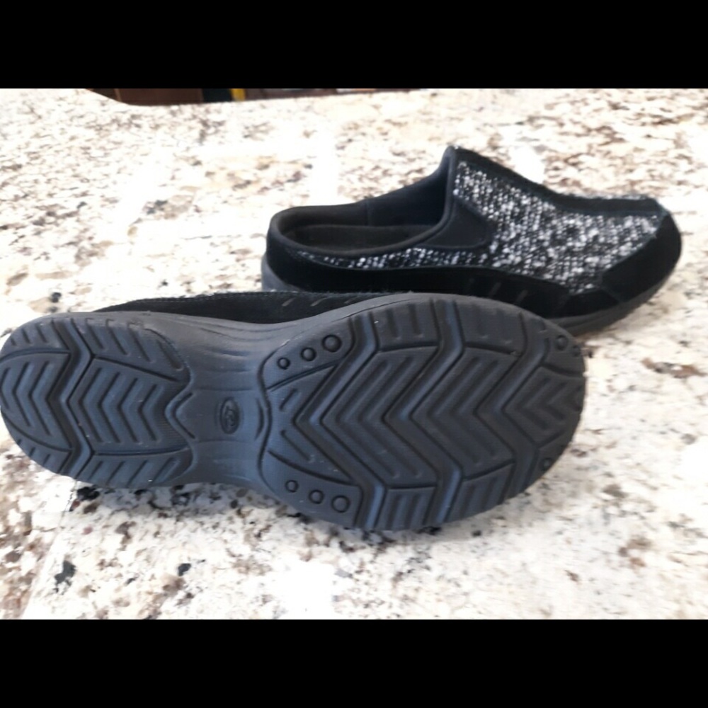 Shoes - Picture 2 of 2